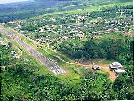 PISTA DE POUSO EM PAUINI-AM-FOTO:TURISMOPELOBRASIL. - PAUINI - AM