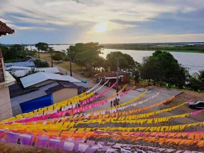, POR ZAQUEU DE SOUZA CARNEIRO - PEDRAS - AM