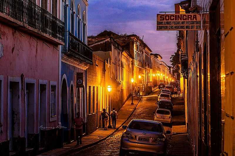 404 ANOS DE MUITA LUZ, AMOR E HISTRIA!
FOTO: RAYMONY TAYLLON ALVES - SO LUS - MA