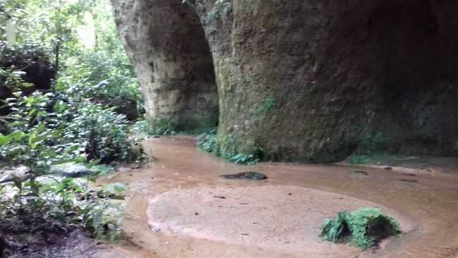 CAVERNA DO MARUAGA, POR JONE UCHA CARNEIRO - PRESIDENTE FIGUEIREDO - AM