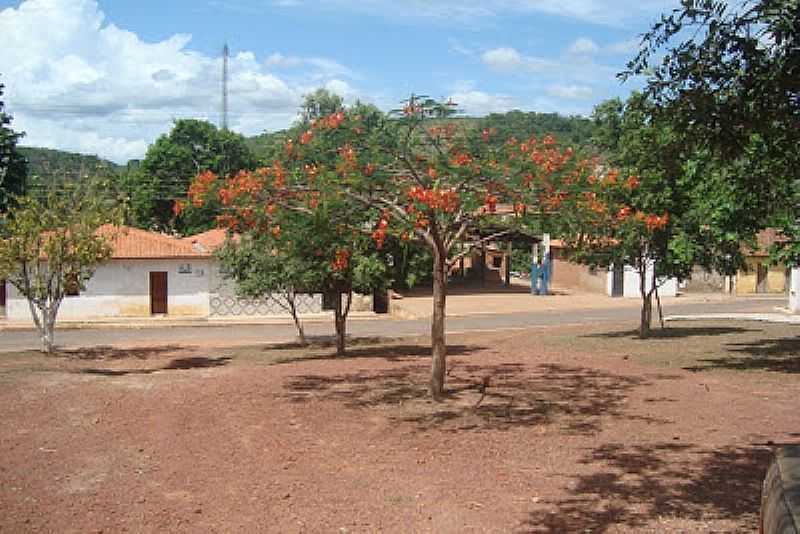 SO RAIMUNDO DO DOCA BEZERRA-MA-PRAA NO CENTRO DO POVOADO-FOTO:CARLINHOS - SO RAIMUNDO DO DOCA BEZERRA - MA