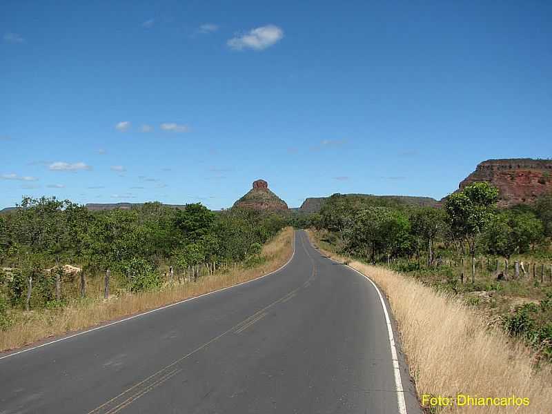 TASSO FRAGOSO-MA-MORRO DO GARRAFO,VISTO DA RODOVIA MA-006-FOTO:DHIANCARLOS PACHECO - TASSO FRAGOSO - MA