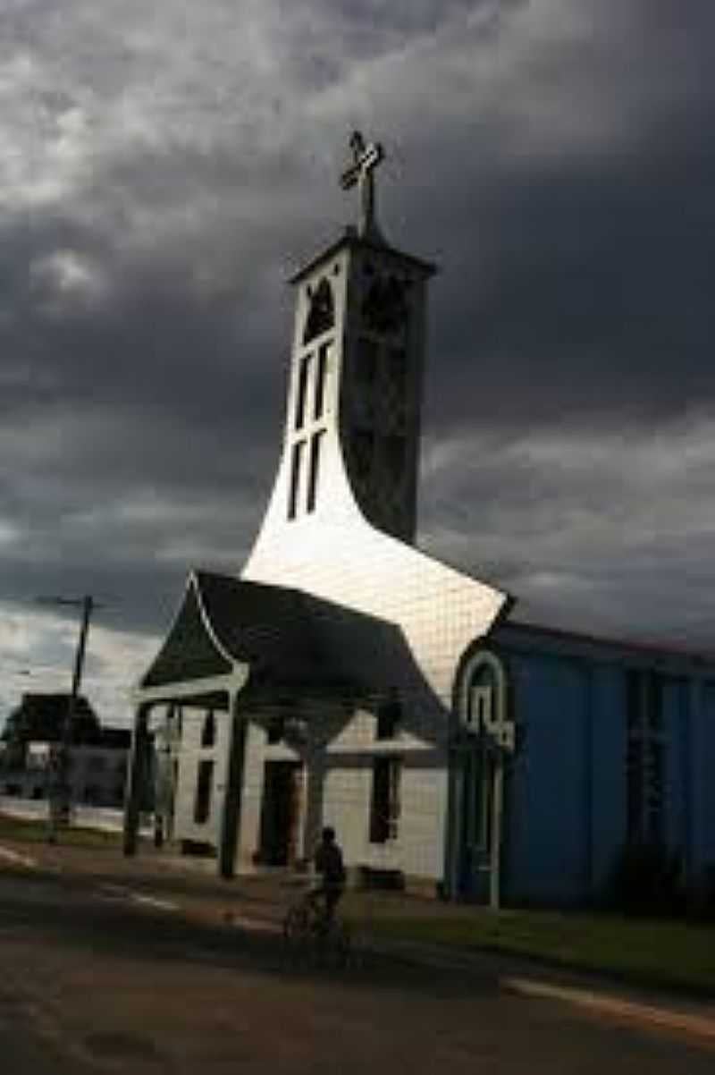 SANTA ISABEL DO RIO NEGRO-AM-IGREJA MATRIZ-FOTO:ALBERTO AMARAL).JPG  - SANTA ISABEL DO RIO NEGRO - AM