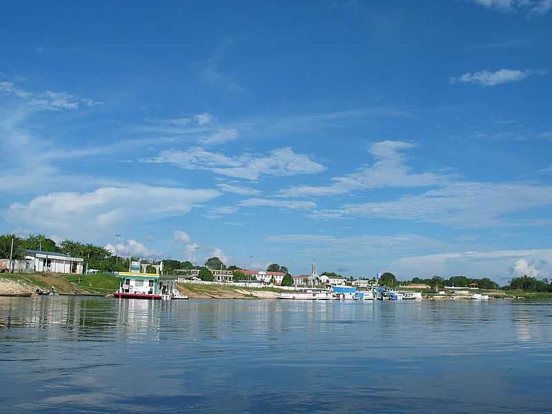 SANTA ISABEL DO RIO NEGRO-AM-PORTO DA CIDADE-FOTO:LESLIE TAVARES - SANTA ISABEL DO RIO NEGRO - AM