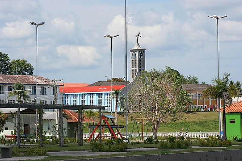 SANTA ISABEL DO RIO NEGRO-AM-PRACINHA PRINCIPAL-FOTO:FLICKR - SANTA ISABEL DO RIO NEGRO - AM