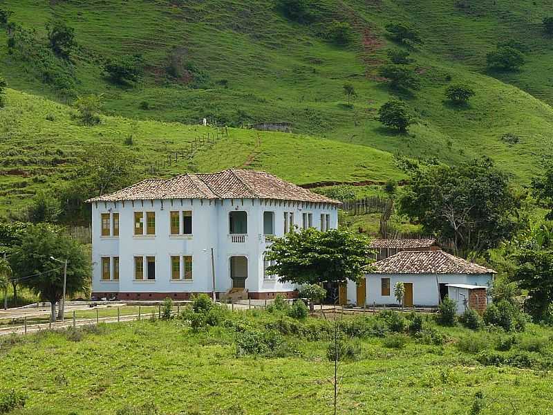 ABRE CAMPO-MG-CASARO ANTIGO DE FAZENDA-FOTO:ALTEMIRO OLINTO CRISTO - ABRE CAMPO - MG