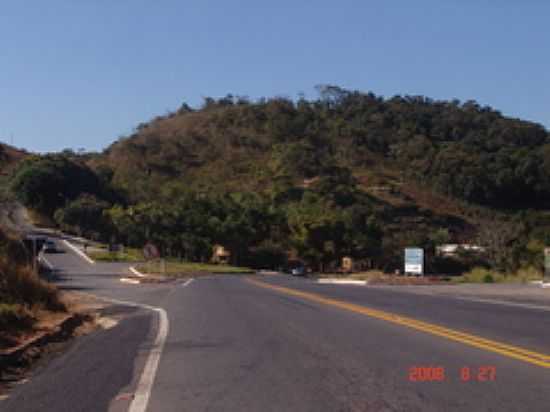 TREVO PARA PONTE NOVA, DIOGO DE VASCONCELOS, ACAIACA E BARRA LONGA - ACAIACA-FOTO:GERALDO SALOMO - ACAIACA - MG