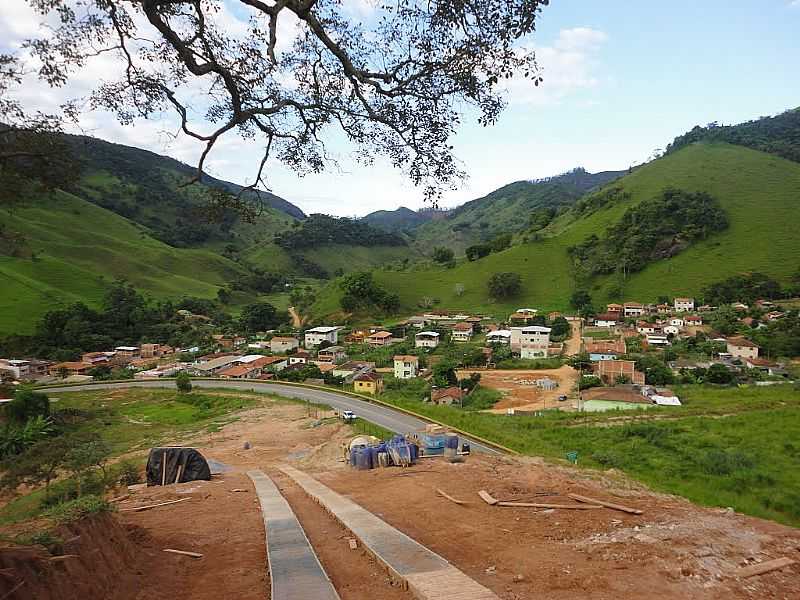 AUCENA-MG-VISTA DA CIDADE-FOTO:M.CARDOSO  - AUCENA - MG