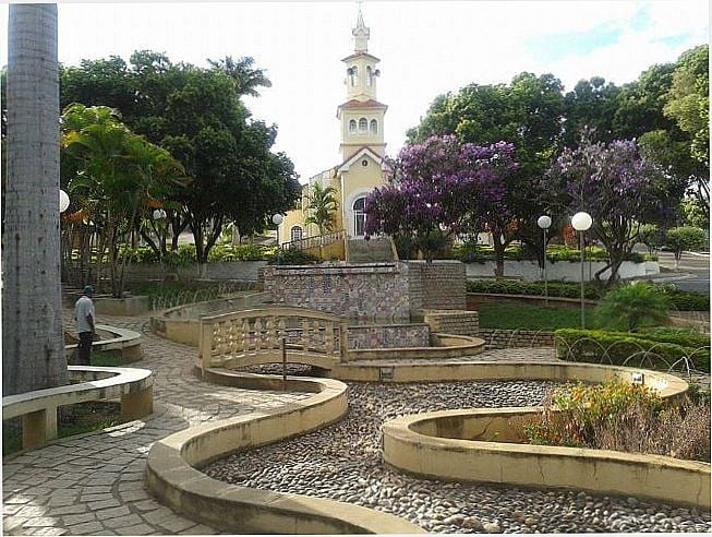 POR ELTA ANTUNES - GUAS VERMELHAS - MG