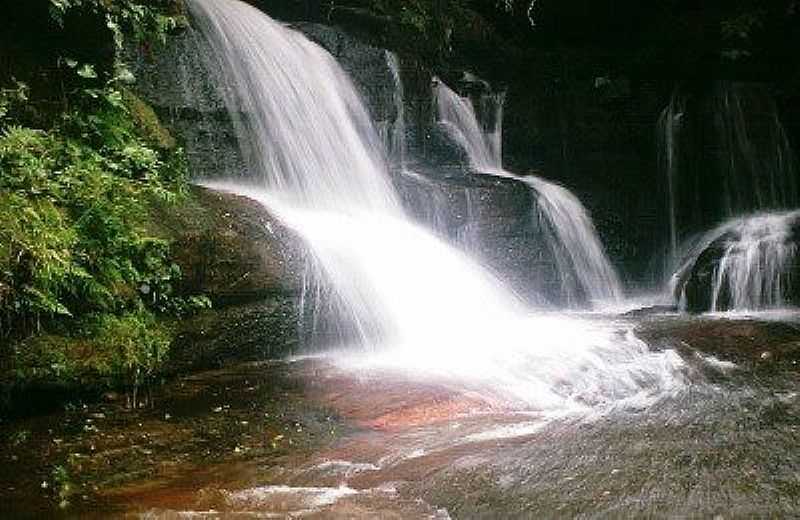 ALAGOA-MG-CACHOEIRA DO Z PENA-FOTO:CLCIO.MENDES - ALAGOA - MG