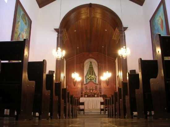 INTERIOR DA IGREJA DE N.SRA.DO ROSRIO-FOTO:@SABRINA KULITS - ALFREDO VASCONCELOS - MG