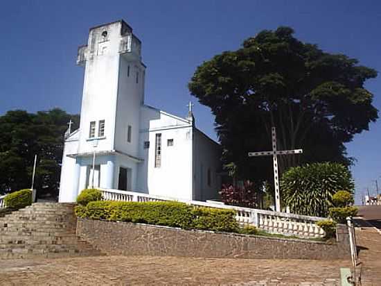 DIVINO ESPIRITO SANTO PRAA DA IG MATRIZ - ALTEROSA - MG