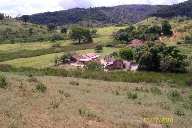 , POR FLAVINEI - ALTO DE SANTA HELENA - MG