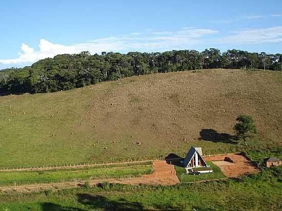 ALTO RIO DOCE-MG-CASA EM REA RURAL-FOTO:RODRIGO ABREU - ALTO RIO DOCE - MG