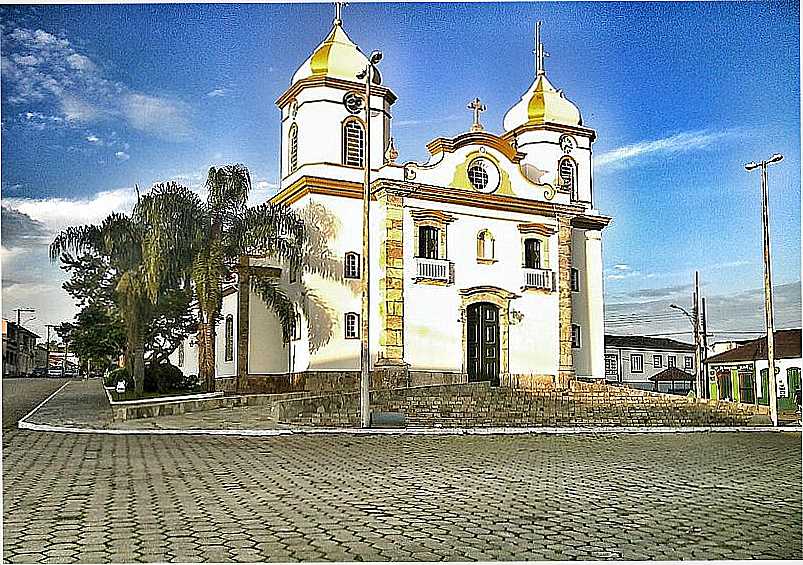 IGREJA MATRIZ DE NOSSA SENHORA DO PORTO DA ETERNA SALVAO  - ANDRELNDIA - MG