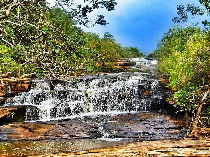 CACHOEIRA DAS BICAS  - ANDRELNDIA - MG