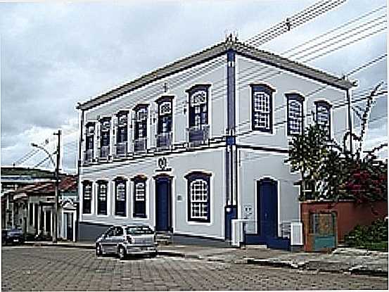 CASARO COLONIAL-FOTO:PAULO HENRIQUE MATIA - ANDRELNDIA - MG