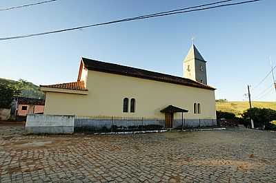 IGREJA DE SO JOAQUIM E SANTANA-FOTO:SGTRANGEL  - ANGATURAMA - MG