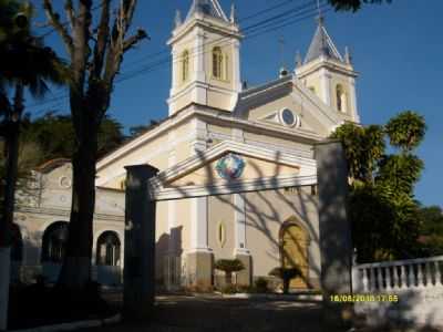 IGREJA MATRIZ, POR HELOISA MOUTINHO ROCHA - ANGUSTURA - MG