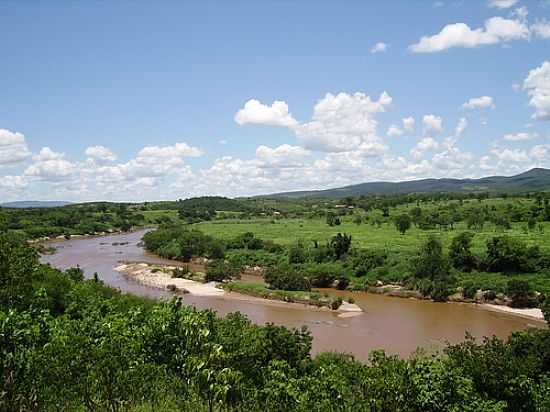 RIO ARAUA-FOTO:NSSER BRAGANA - ARAUA - MG