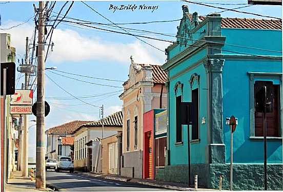 RUA FRANKLIN DE CASTRO, POR ERILDO NUNES - ARAX - MG