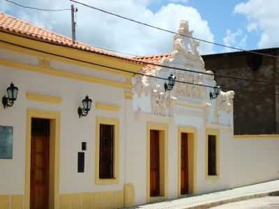 I.H.C.A, POR IARA NICOLA - ARCEBURGO - MG
