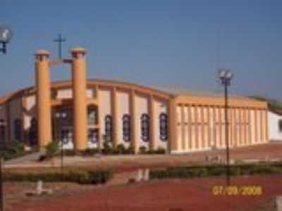 IGREJA MATRIZ, POR EULER MOTA ( LELA ) - ARINOS - MG