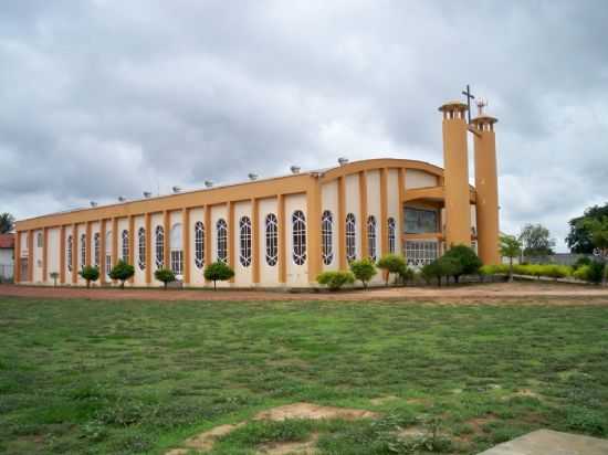 IGREJA MATRIZ - POR LUCIANO NG. XAVIER - ARINOS - MG