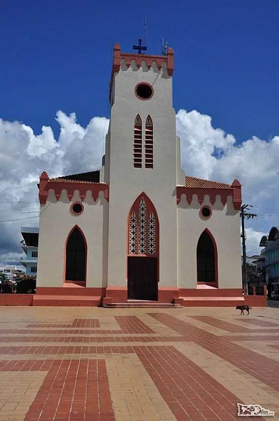 CATEDRAL DE SANTA TEREZA DE VILA EM TEF-AM-FOTO:RODRIGO - TEF - AM