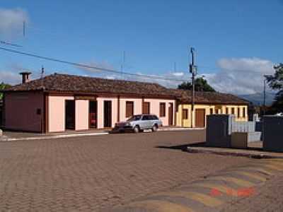 CASARIO/CENTRO-FOTO:GERALDO SALOMO  - BAO - MG