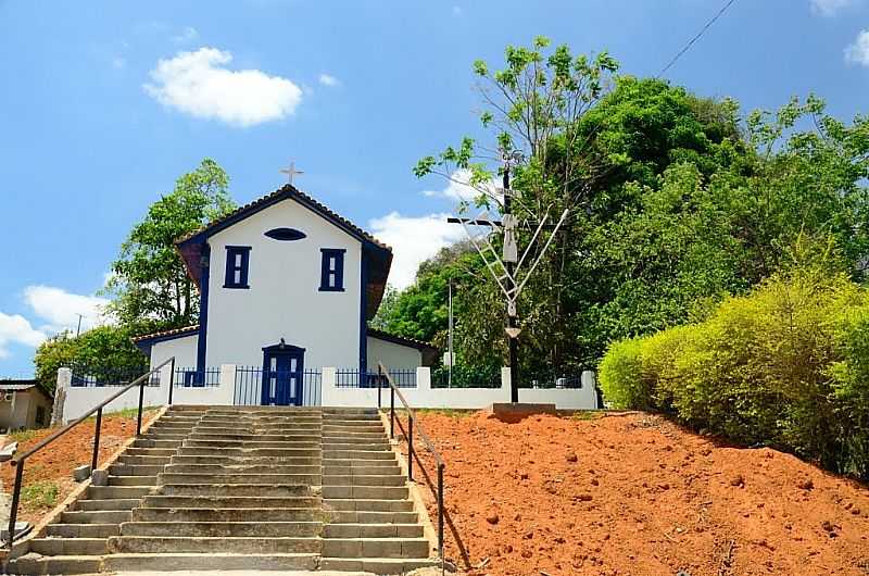 BALDIM-MG-IGREJA DE SANTO ANTNIO-FOTO:LEANDRO DURES - BALDIM - MG