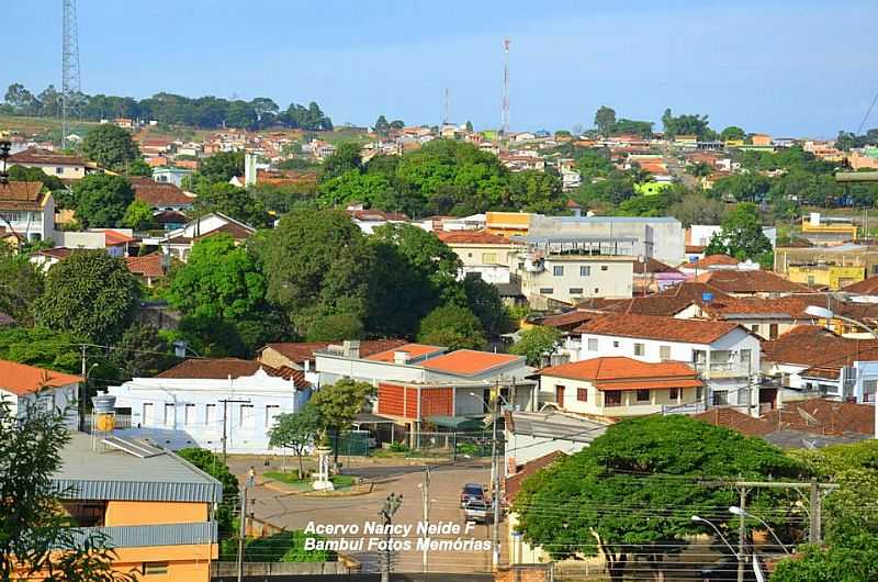 PRAA RUI BARBOSA....BAMBU MG 2012...ACERVO NANCY NEIDE F
FOTGRAFO LEONARDO DIAS  - BAMBU - MG