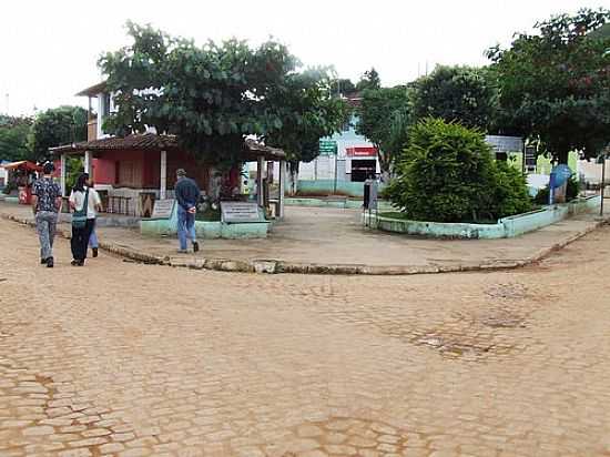 PRAA MUNICIPAL-FOTO:RMULO RIBON  - BANDEIRA - MG