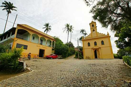 IGREJA DA IMACULADA CONCEIO E CASA PAROQUIAL EM BARO DE MONTE ALTO-FOTO:SGTRANGEL - BARO DE MONTE ALTO - MG