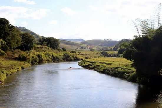 RIO DO CARMO CHEGANDO EM BARRA LONGA-MG-FOTO:MILTON BRIGOLINI NEM - BARRA LONGA - MG