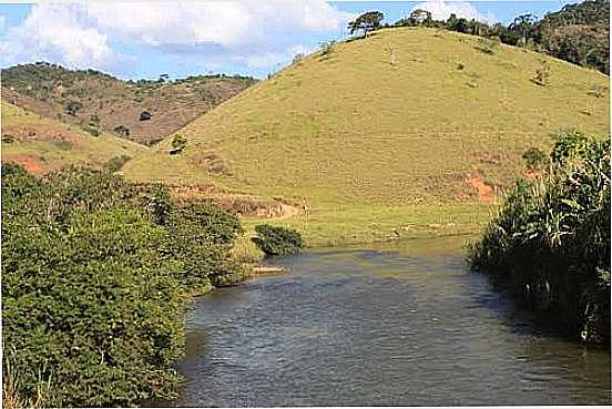 RIO DO CARMO E PAISAGEM DA REGIO DE BARRA LONGA-MG-FOTO:MILTON BRIGOLINI NEM - BARRA LONGA - MG