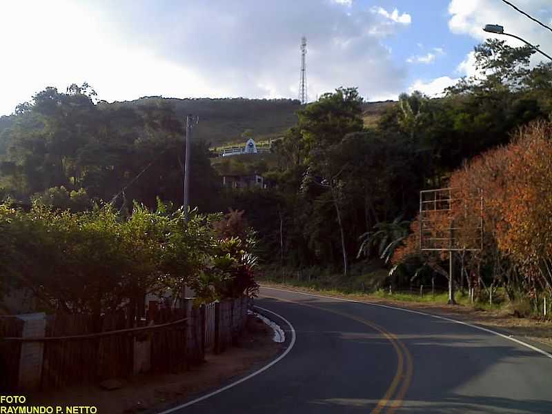 BELMIRO BRAGA-MG-CAPELA DE N.SRA.DE FTIMA VISTA DA ENTRADA DA CIDADE-FOTO:RAYMUNDO P NETTO - BELMIRO BRAGA - MG