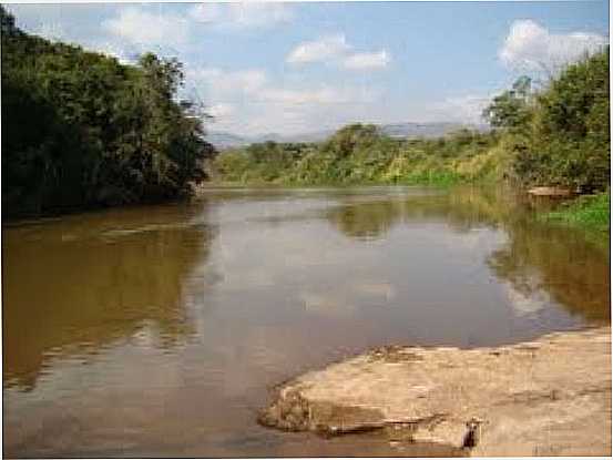 RIO PARAOPEBA EM BELO VALE-FOTO:JAIRONUNES - BELO VALE - MG