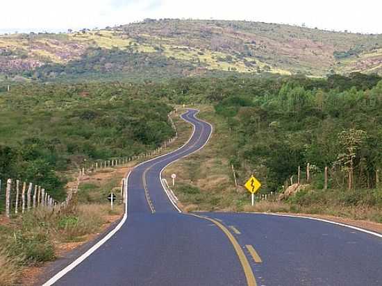 CHEGADA EM BERIZAL-FOTO:JOTALU  - BERIZAL - MG