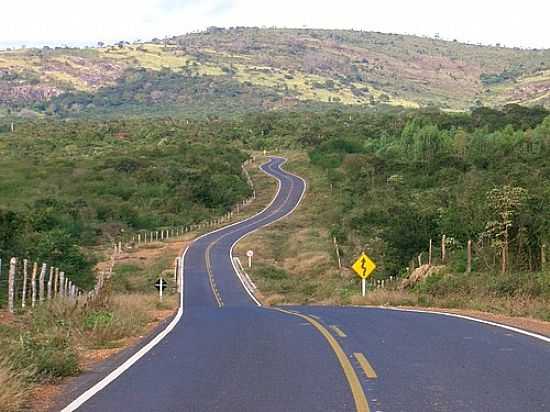 CHEGADA EM BERIZAL-FOTO:JOTALU  - BERIZAL - MG