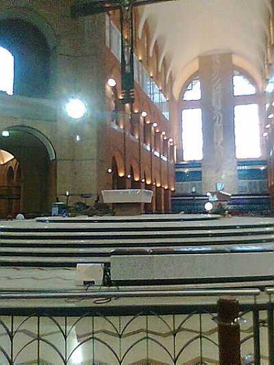 INTERIOR DA IGREJA MATRIZ-FOTO:WILTONMG  - BERTPOLIS - MG