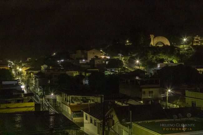 IGREJA SANTO ANTONIO, RUA DE ACESSO, POR HELENO CLEMENTE - BICAS - MG