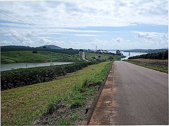 BOS ESPERANA-MG-RODOVIA E O LAGO DE FURNAS-FOTO:AROLDO DOS REIS CASTRO ROZAS - BOA ESPERANA - MG