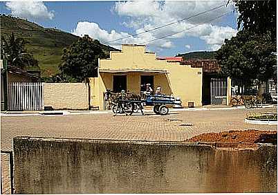 AV. GETULIO VARGAS POR DECIO COUTINHO - BOA UNIO DE ITABIRINHA - MG