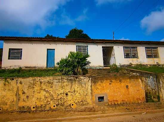 BOA UNIO DE ITABIRINHA-MG-ANTIGA ESCOLA-FOTO:CAIN BRAGA - BOA UNIO DE ITABIRINHA - MG