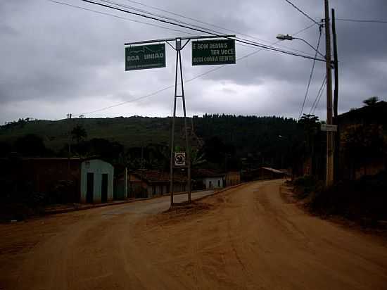 BOA UNIO DE ITABIRINHA-MG-ENTRADA DA CIDADE-FOTO:RUBINHO BARROSO - BOA UNIO DE ITABIRINHA - MG