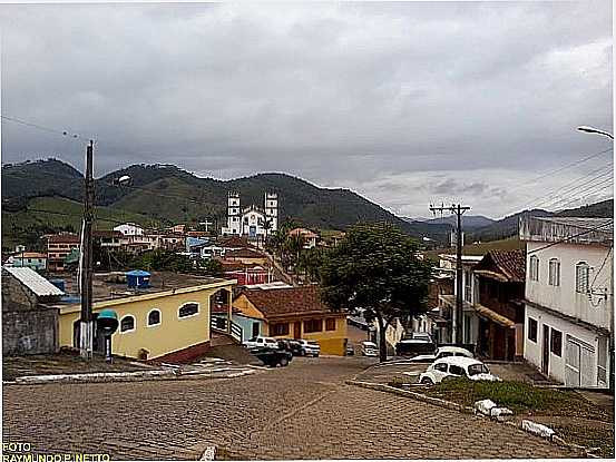 BOCAINA DE MINAS-MG-VISTA DA MATRIZ DE N.SRA.DO ROSRIO E PARCIAL DA CIDADE-FOTO:RAYMUNDO P NETTO - BOCAINA DE MINAS - MG