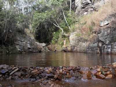  POR BEATRIZ MAIOLI - BOM JARDIM DE MINAS - MG