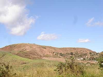 MONTANHAS-FOTO:FABPELUCCI  - BOM JESUS DE CARDOSOS - MG