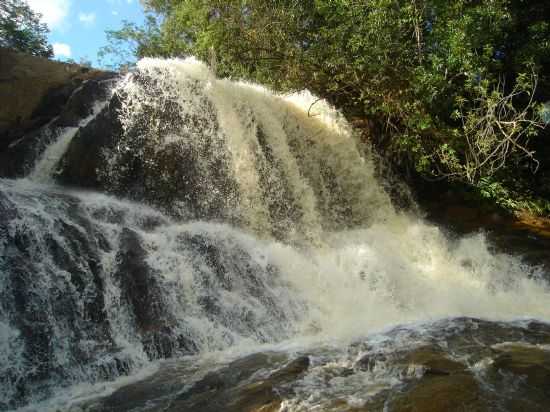 CACHOEIRA DOS MACHADOS, POR WAGNER ALVES -  - BOM SUCESSO - MG